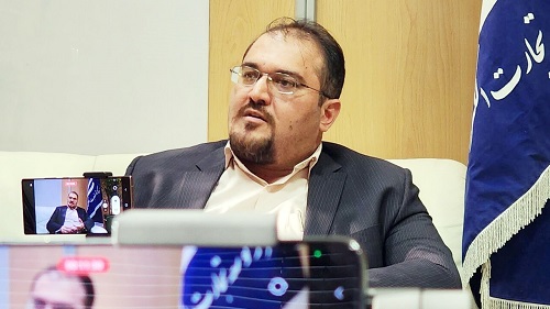 Amin Kalahdouzan, the head of the E-commerce Development Center