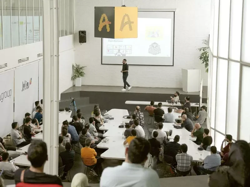 Alibaba announced that it will hold a free business academy course